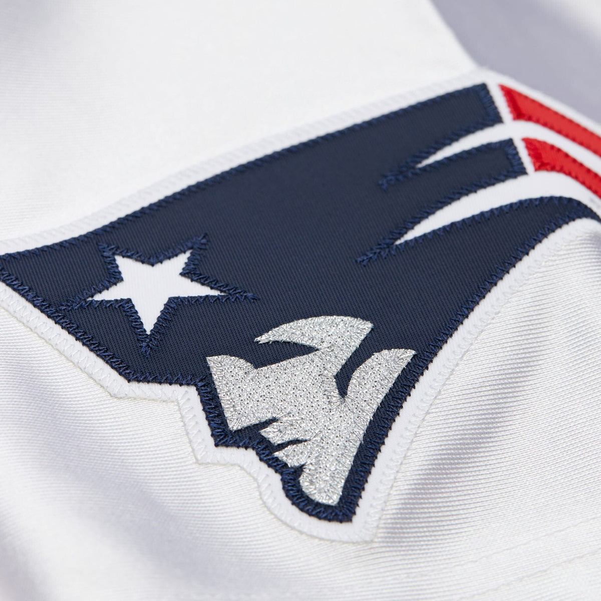 New England Patriots Tom Brady White 2000 Big & Tall Legacy Replica Football Jersey