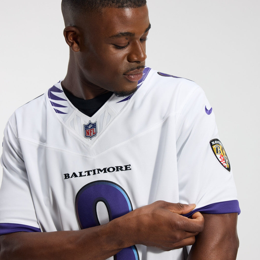 Baltimore Ravens Lamar Jackson White Vapor F.U.S.E. Stitched Limited Football Jersey