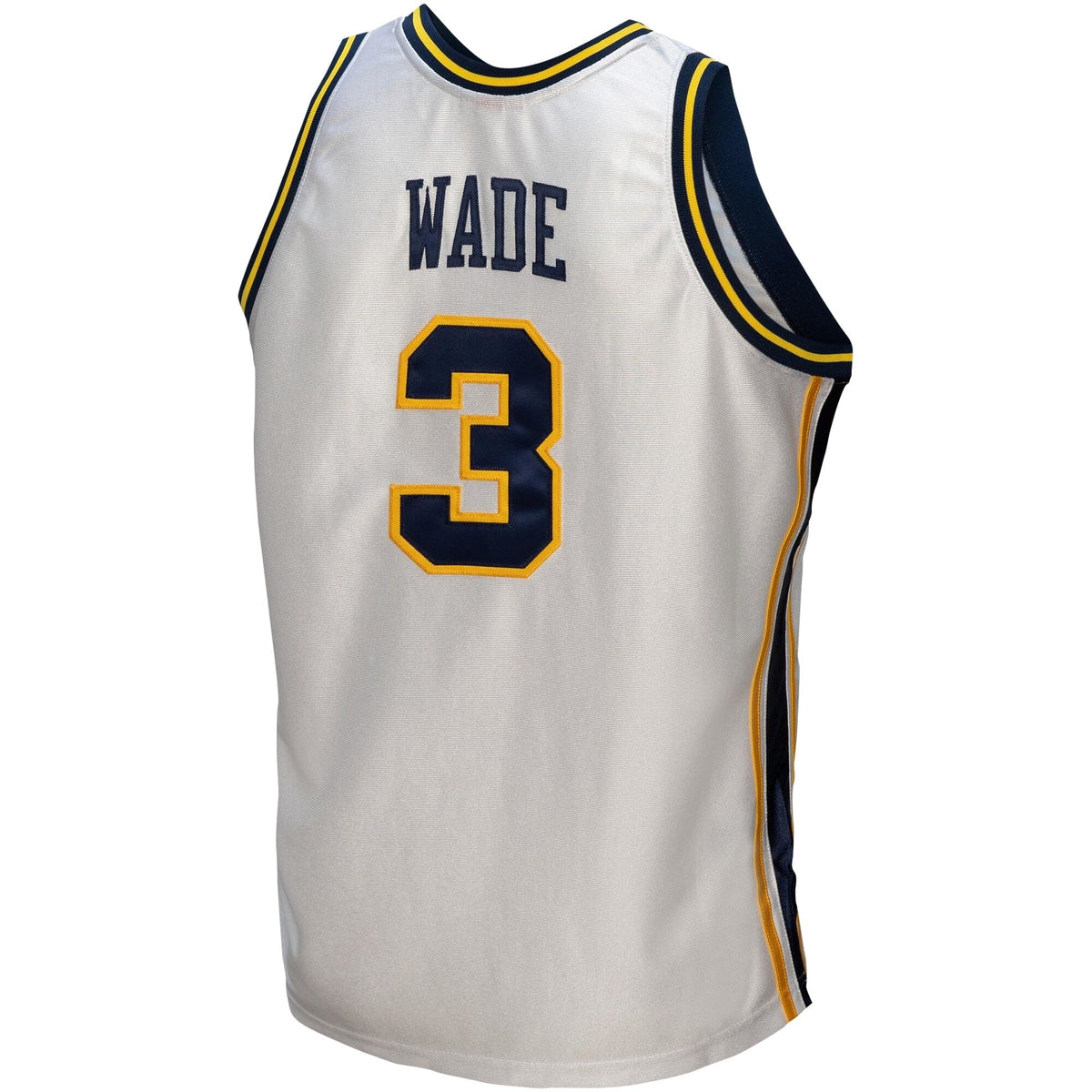 Dwyane Wade White Marquette Golden Eagles College Vault 2002/03 Jersey