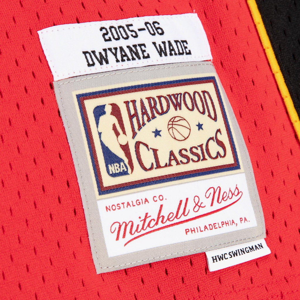 Miami Heat Swingman Jersey Alternate Dwayne Wade 2005-06