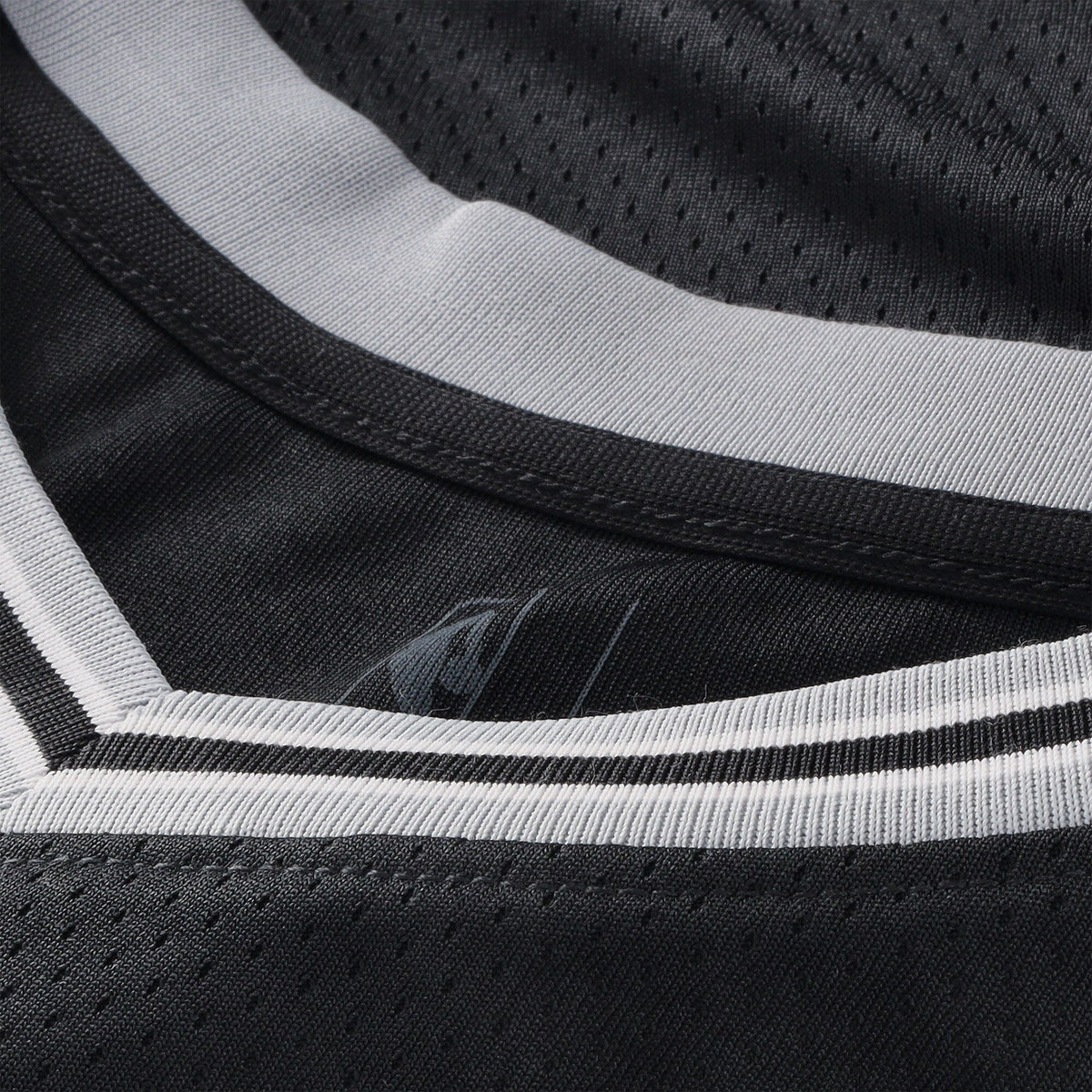 San Antonio Spurs Icon Jersey - Jeremy Sochan